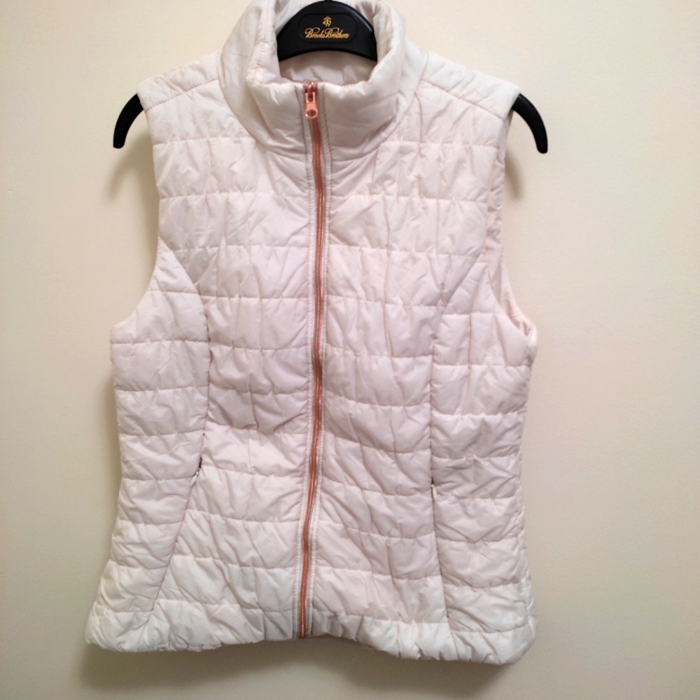 The Savile Row Co. white puffy vest size M
